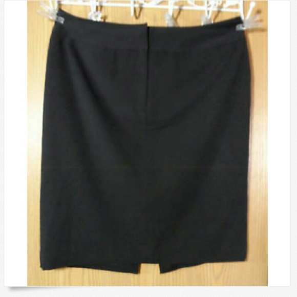WORTHINGTON Pencil Skirt 16 Black stretch w/ slit - Picture 1 of 4